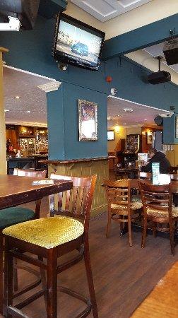 Black Horse Pub